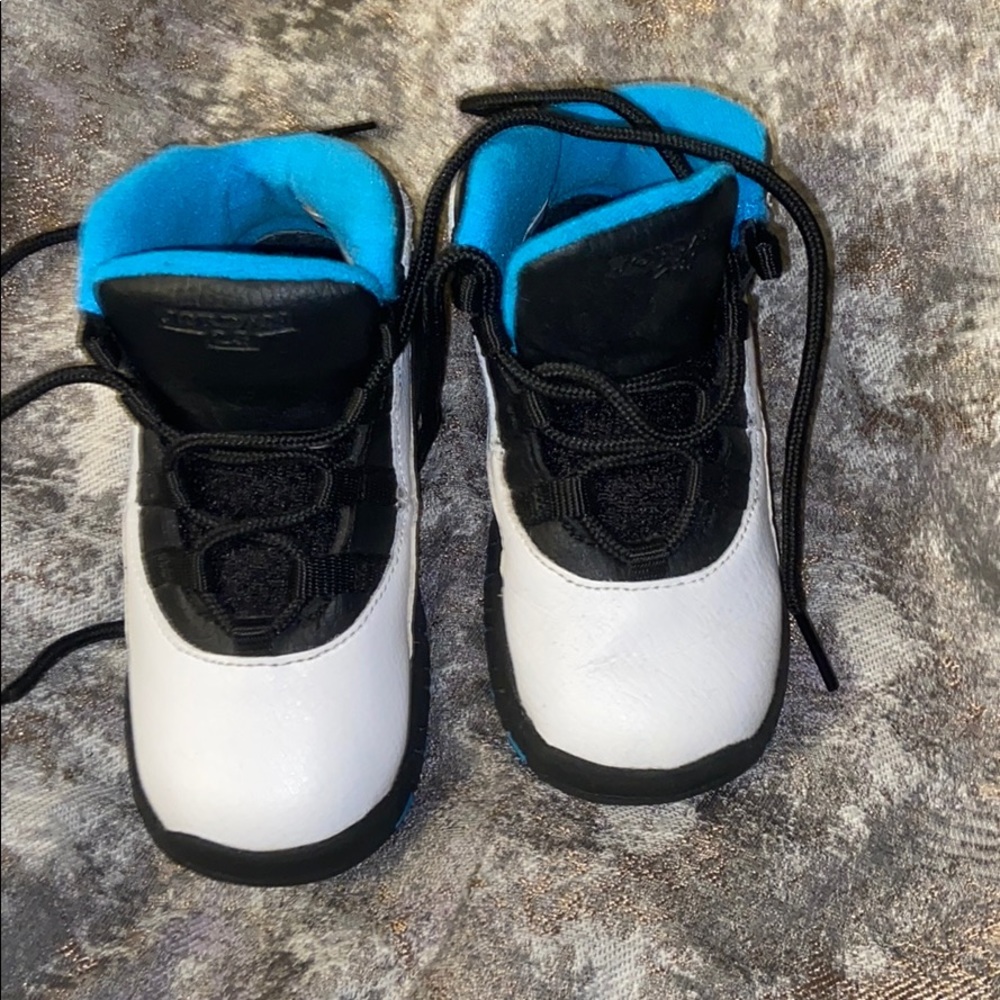 Kids size 8c Jordan’s